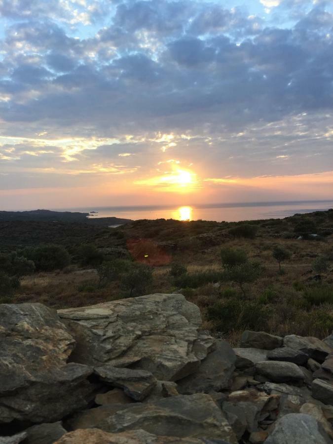 Es Volca Daire Cadaqués Dış mekan fotoğraf
